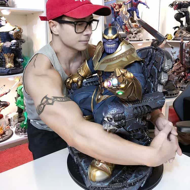 3f851 jayem sison thanos statue Alodia & Jayem - 2 of the Hottest Cosplayers from the Philippines